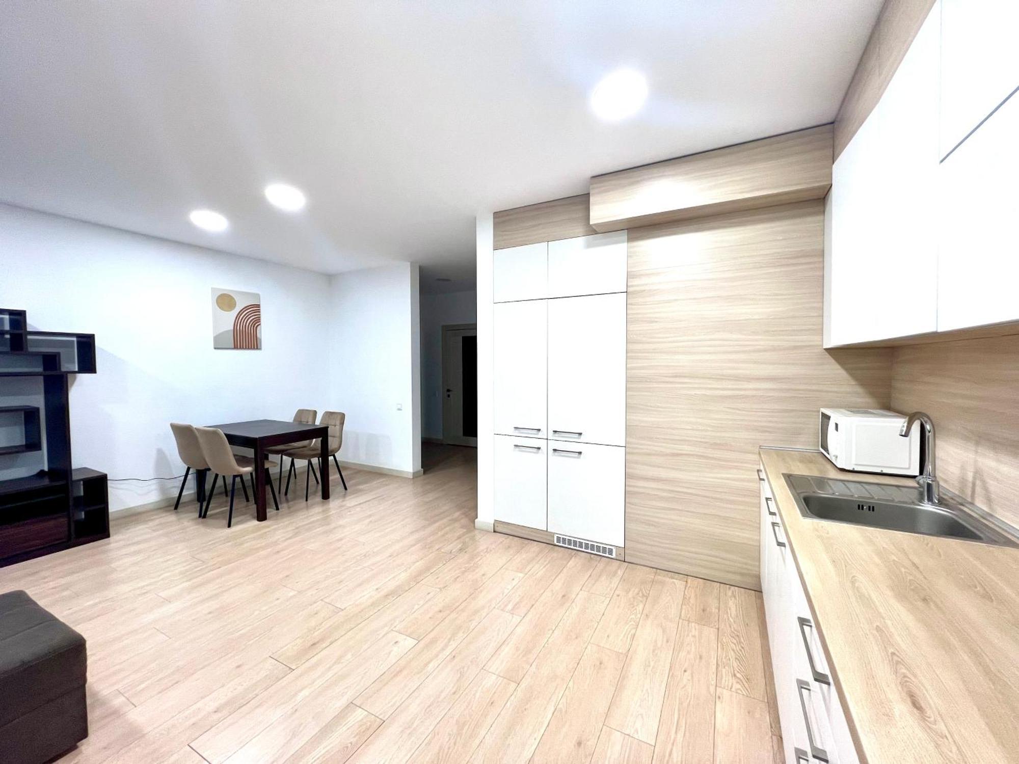 Osapart Comfortable Apartment In A Complex Great Britain Lviv Exterior foto